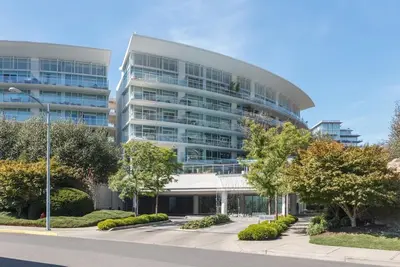 Image de Downtown Victoria Seaside Retreat