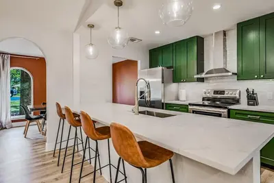 Image de Modern, Family Friendly Home