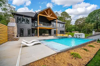 Image de Luxury Lake Front+Heated Pool & Hot Tub+Boat Dock