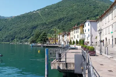 Image de very nice apartment with equipped patio overlooking the lake