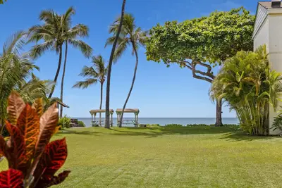 Image de Ground Floor Beach Condo Spectacular Views Ac in Bedroom 30 day Minimum Rental