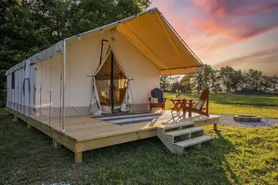 Image de Glamp in Natures Charm at Roaring River Hills