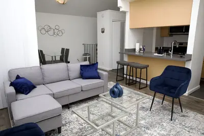 Image de Modern Bay Area Retreat, Balcony + Private Patios