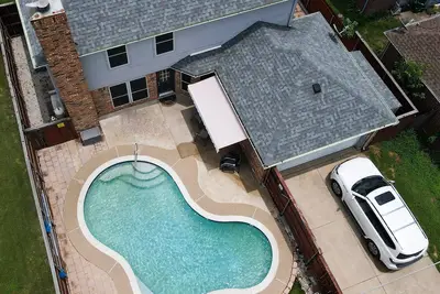 Image de Beautiful Luxury Budget Home With Pool. Near 6Flags / At&T
