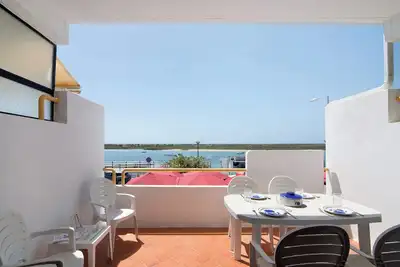 Image de Appartement 'Cabanas Mar 94' avec vue sur mer et balcon