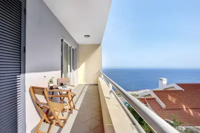 Appartement de vacances 'Fénix Garajau' avec vue sur la mer, balcon et Wi-Fi