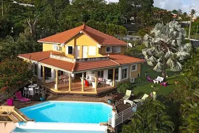 Image de Vue Caraibes 4 chambres Case Pilote piscine vue mer