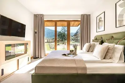 Image de Studio with Mountain View F04