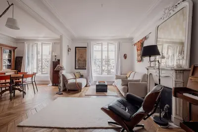 Mid-century Mystique, by Veeve