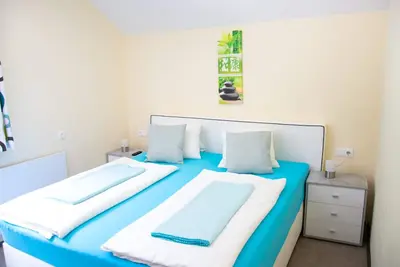 Image de Cozy vacation apartment on the 1st floor for 6 pers directly at the Brennsee in Feld am See