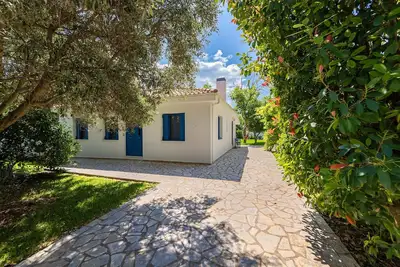 Image de Blue Gem Villa, in the Heart of Lefkas Town!