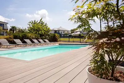 Image de Villa neuve avec piscine vue sur mer pour 9