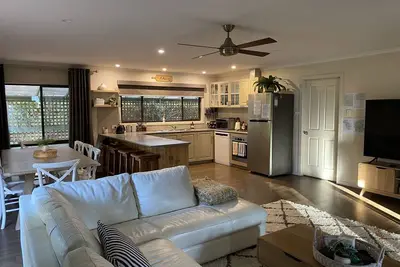 Image de Village Cove - pet friendly close to lake & snow