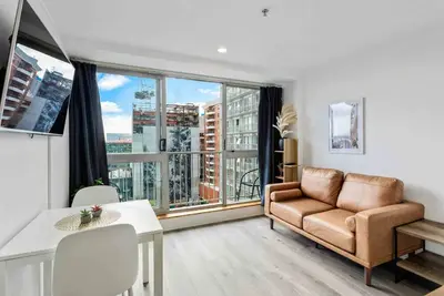 Image de Cozy Two Bedroom with Seaview | Wifi | Gym