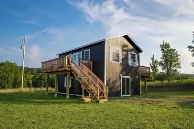 Image de Amazing Views • 7 acres • Creek • Hot Tub • 30 min to All Star Village