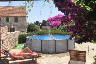 Image de Hacienda Dora with assembled pool