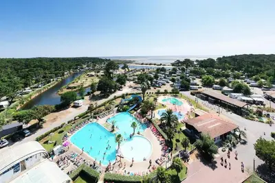 Image de ☆Mobil Home☆Cap Ferret 5/6pers. Les Viviers****Vr37