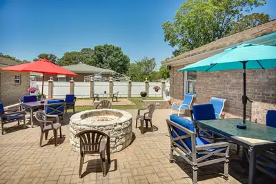 Image de Centrally Located Hampton Home: 6 Mi to Downtown!