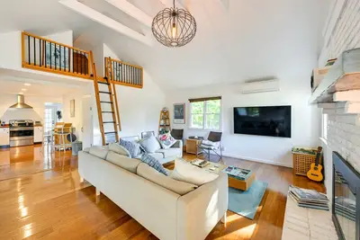 Image de Waterfront New York Getaway w\/ Kayaks