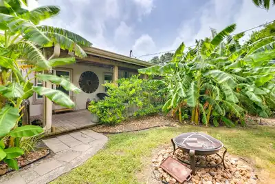 Image de Deck, Fire Pit & Grill: Port Isabel Home!
