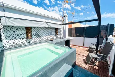 Image de Maison mitoyenne avec piscine arabe et proche de la plage à Estepona