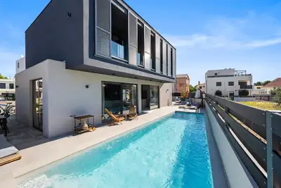Image de Magnifique maison à Vodice avec sauna