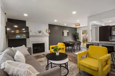 Image de Location, Space, & Serenity Perfect Group Getaway!