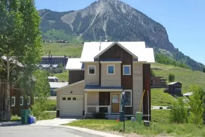 Image de Four-Bedroom Home, Private Hot Tub, Amazing Views