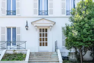 Image de Somptueuse maison- Piscine-Sauna-10 Pers-Climatisation