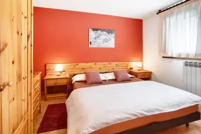 Image de Appartement \"Chalet Primula 9\" avec vue sur les montagnes, terrasse privée et Wi-Fi