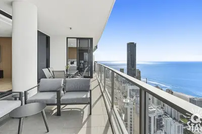 Image de Circle on Cavill - 4 Bedroom Sub Penthouse