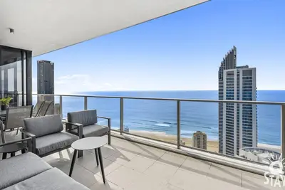 Image de Circle on Cavill - 4 Bedroom Sub Penthouse