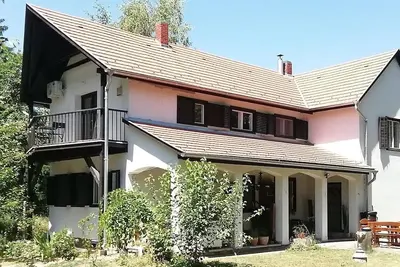 Image de Helles Studioapartment mit Südbalkon. Alleinlage im Wald für Naturliebhaber