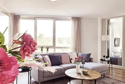 Image de 1 - 4 Personen 1. Etage, Haustiere Willkommen Balkonausrichtung Nach Osten mit Freier Aussicht in die Dünen 2 Schlafzimmer, 1 Badezimmer mit Dusche und Badewanne, Wc Separat