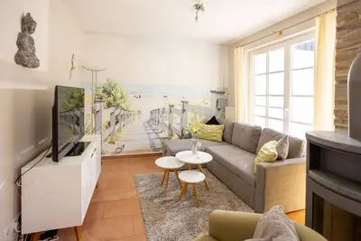 Image de 1 - 4 Personen Eg, Haustiere Willkommen Terrassenausrichtung Süd und West 2 Schlafzimmer, 1 Badezimmer mit Whirlpool und Dusche