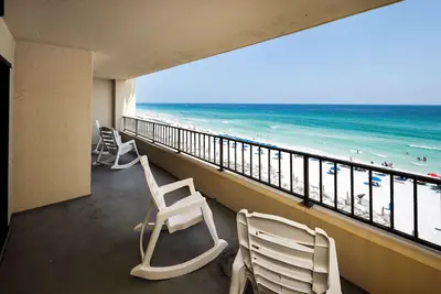 Image de Surf Dweller 606-Beach Service Included-gulf front