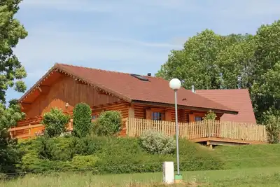 Image de location chalet jura et vacances Ă la ferme dans le chalet Manon