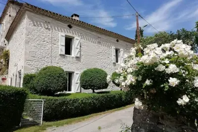 Image de Quercy blanc, maison en pierre