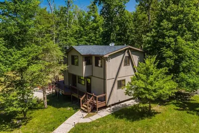 Image de Cozy Chalet in the Woods\n\nhttp://www. innsbrook-resort. com/