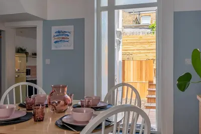 Image de Margate Cosy Cottage | 5 mins Old Town & Beach