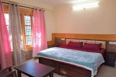 Image de Farm house near Narkanda