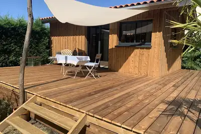 Image de Charmant chalet, lisière de forêt, 2min du lac Biscarosse.