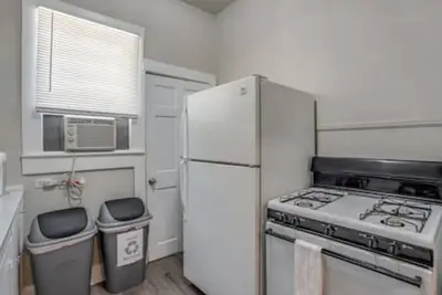 Image de East Dallas Gem with King Bed đź’Ž Close to Downtown\n