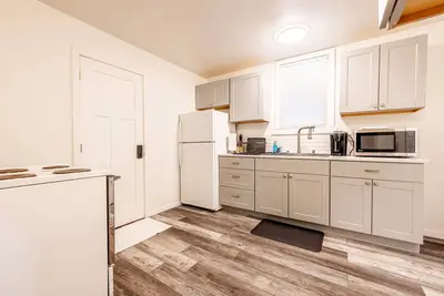 Image de 5 Minute Drive to Downtown Spokane and Riverfront Park!