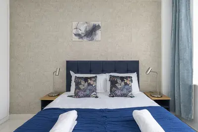 Image de Appartement-Prestige-Salle de bain et douche-Vue ville-in Marble Arch