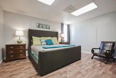 Image de 2 blocks to Beale, 5000 sqft