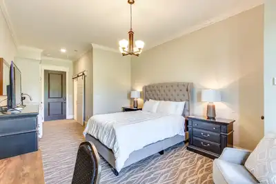 Image de Keestone Studio with Resort Amenities!