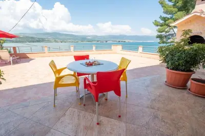 Image de Appartement Vinka by Interhome