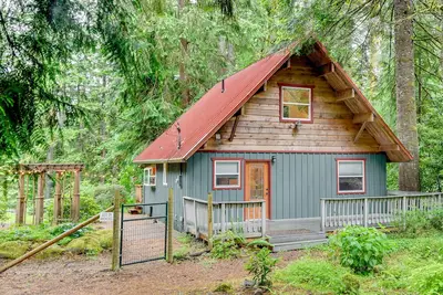 Image de Peaceful Mt. Hood Cabin w\/ Hot Tub & Fire Pit!