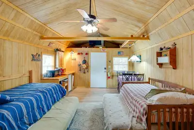 Image de Lake Fork Studio Cabin w\/ Dock + Boat Ramp!